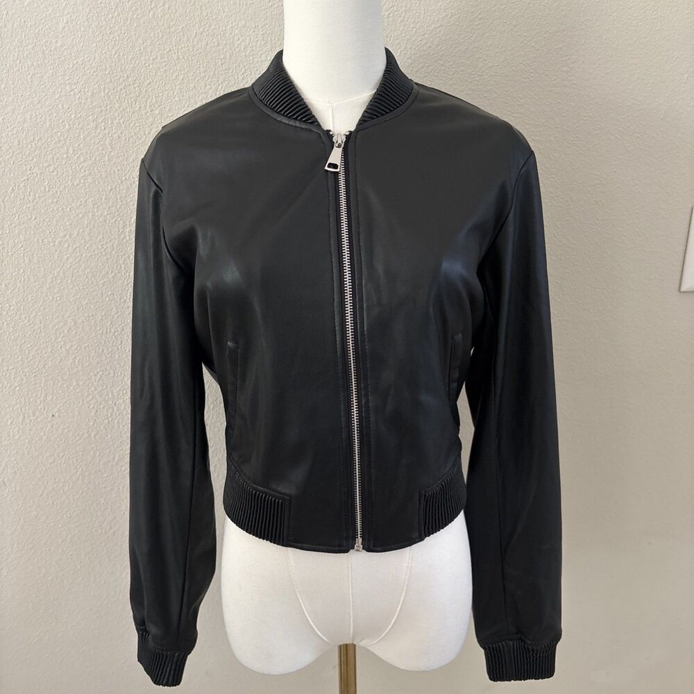 Express Women’s Black Faux Leather Bomber Jacket XS New Zip Front Rib Knit Trim